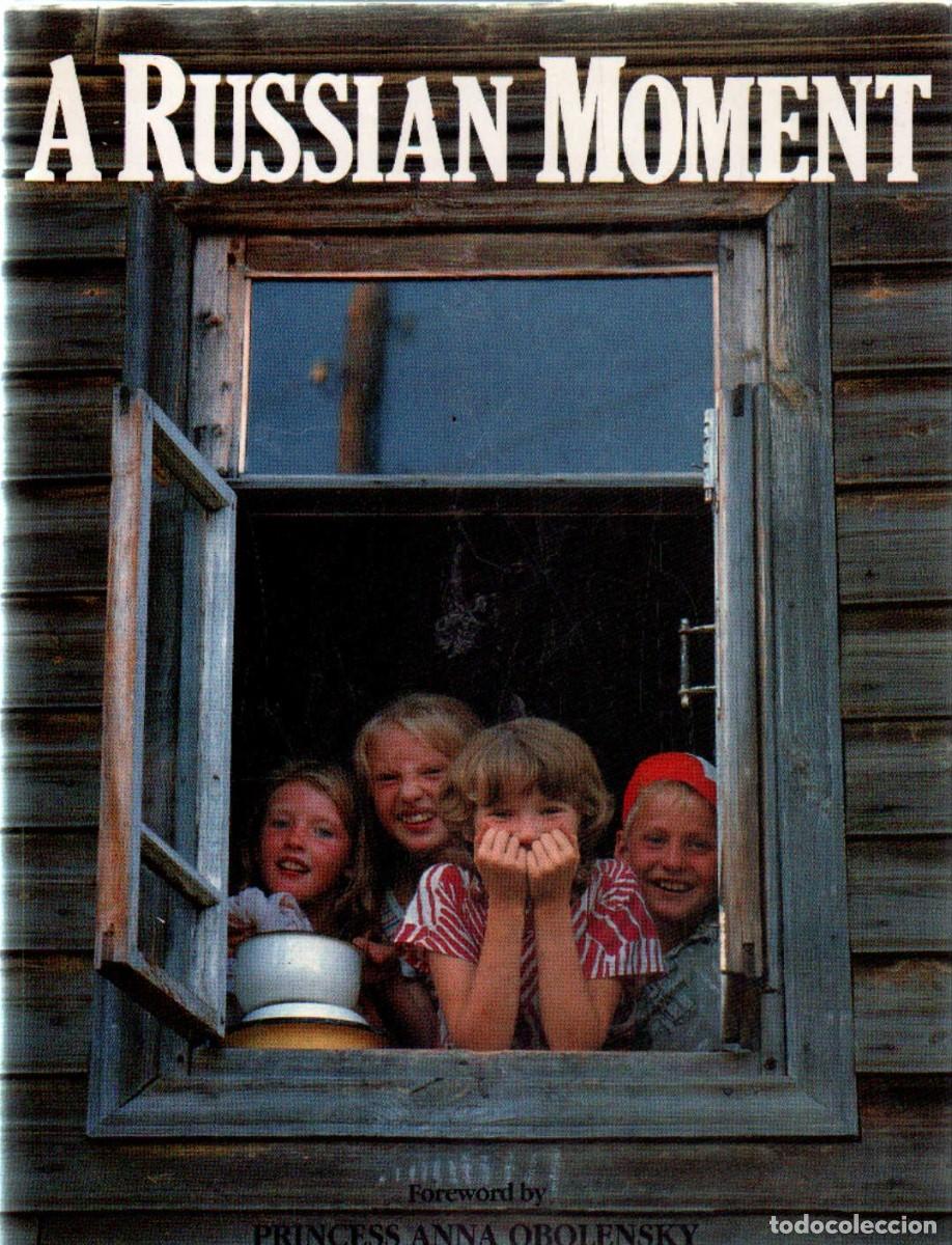 Gebrauchte B&uuml;cher: A RUSSIAN MOMENT. OBOLENSKY, ANNA. A-FOTO-799