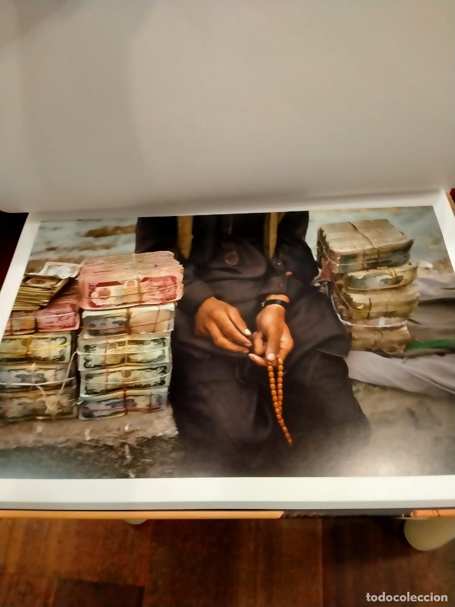 Libros de segunda mano: Instantes - Steve McCurry - Foto 4