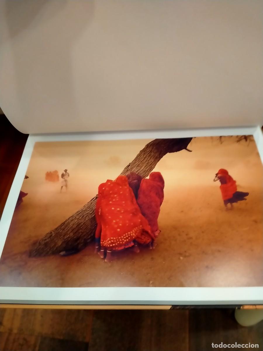 Libros de segunda mano: Instantes - Steve McCurry - Foto 6