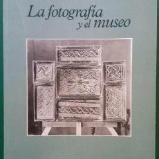 Libros de segunda mano: LA FOTOGRAFÍA Y EL MUSEO. MINISTERIO DE EDUCACIÓN Y CULTURA.