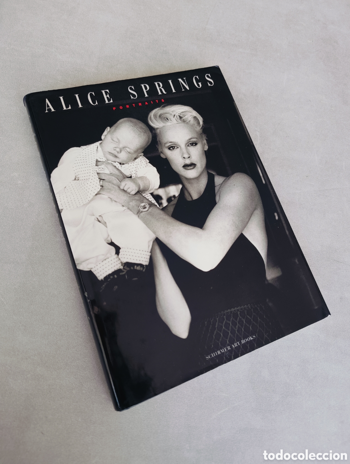 Libros de segunda mano: Alice Spring. Portraits. - Foto 2