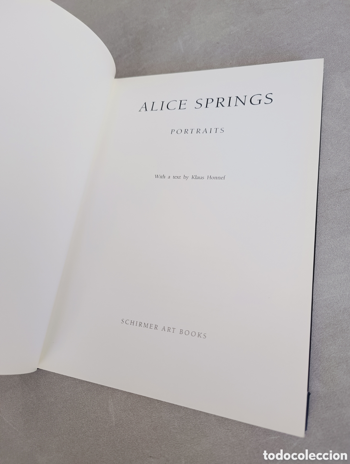 Libros de segunda mano: Alice Spring. Portraits. - Foto 4