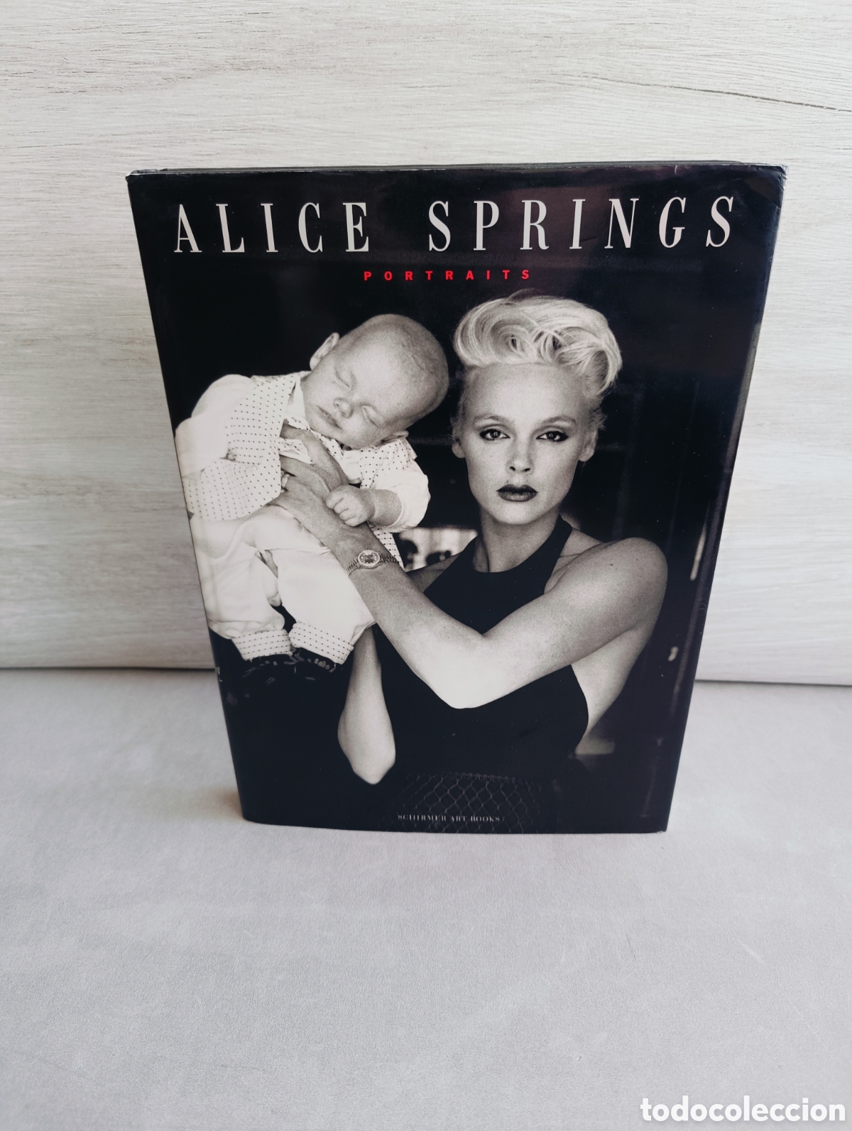 Libros de segunda mano: Alice Spring. Portraits. - Foto 1