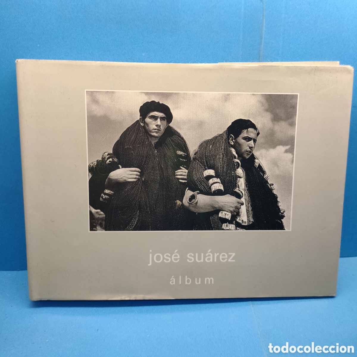 Second hand books: JOSE SUAREZ Album. 1^ edici&oacute;n 1500 ejemplares 1993. Manuel Cendon y X.L. Suarez .tapa dura .Apaisado