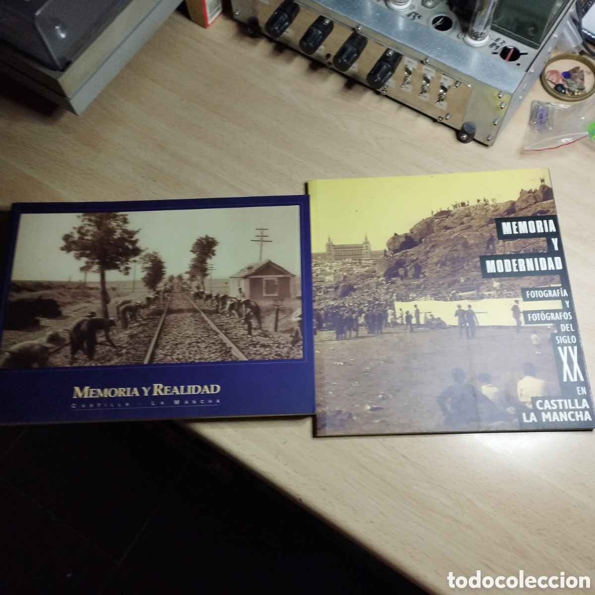 Libros de segunda mano: Memoria y modernidad y Memoria y realidad. Castilla - La Mancha. Obra cultural. Fotograf&iacute;a.