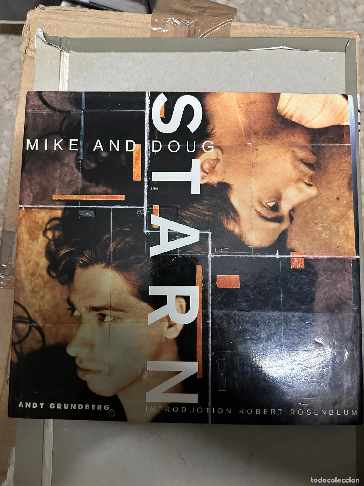 Second hand books: Mike and Doug Starn Andy Grundberg Publicado por Contemporary Arts Center, 1990