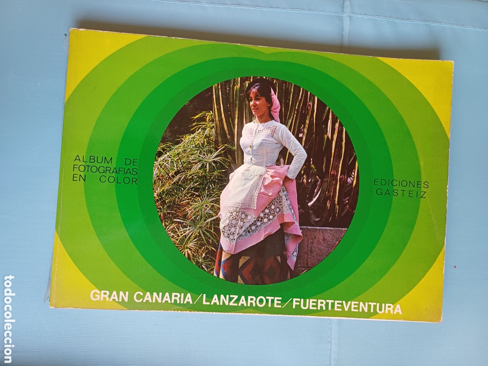Libros de segunda mano: Gran Canaria Lanzarote Fuerteventura Album de fotografias en color Ediciones Gasteiz