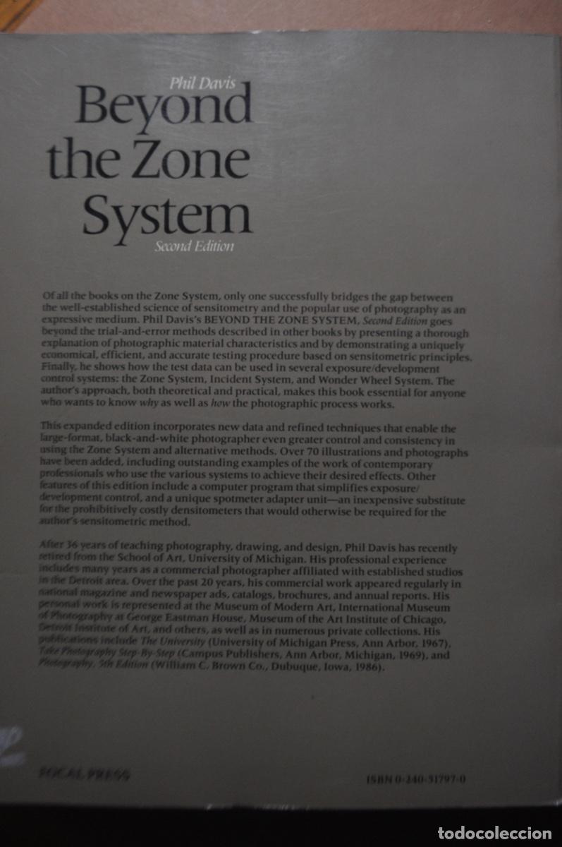 Libros de segunda mano: BEYOND THE ZONE SYSTEM .PHIL DAVIS - Foto 2