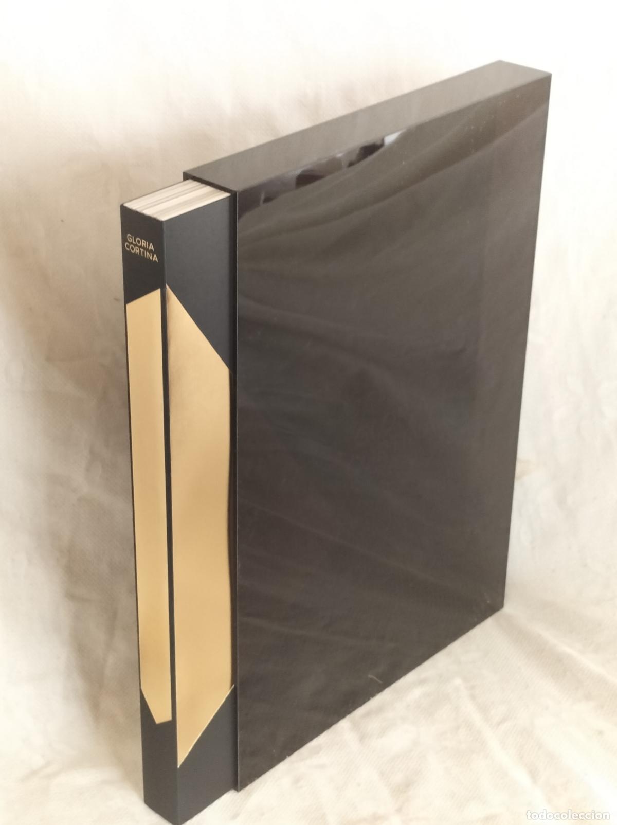 Libros de segunda mano: GLORIA CORTINA - EDITORIAL RM 2015.