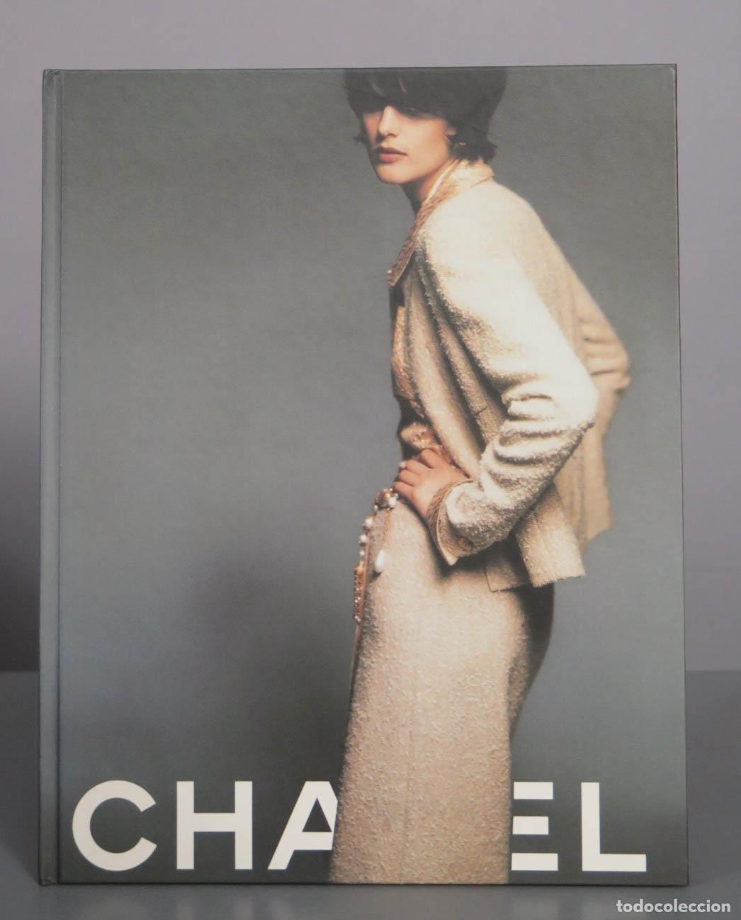 Libros de segunda mano: Chanel Boutique Automne-Hiver - COLLECTION AUTOMNE-HIVER 1996-1997