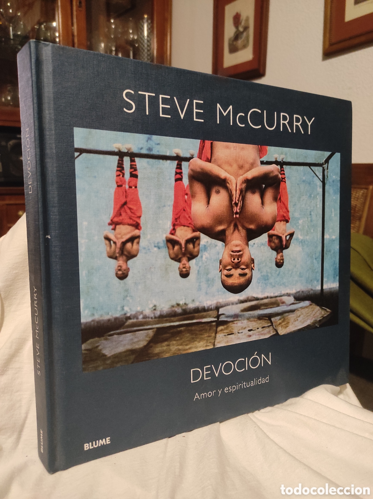 Libros de segunda mano: Devoci&oacute;n - McCurry, Steve. Fotograf&iacute;a