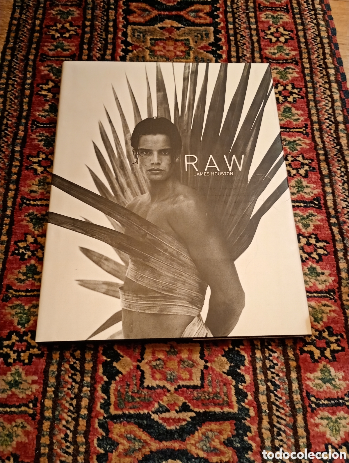 Libros de segunda mano: RAW Photographs by James Houston edici&oacute;n oreginal 1997