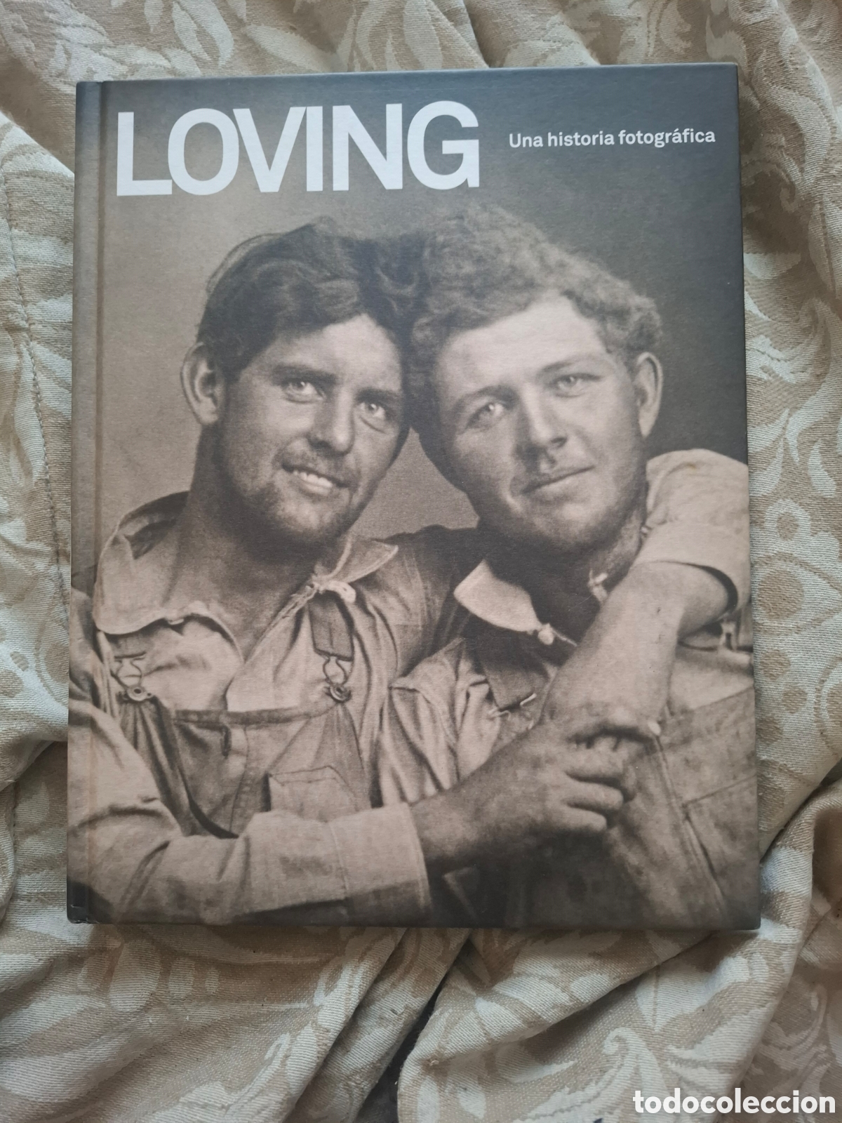 Libros de segunda mano: Loving. Una Historia Fotogr&aacute;fica