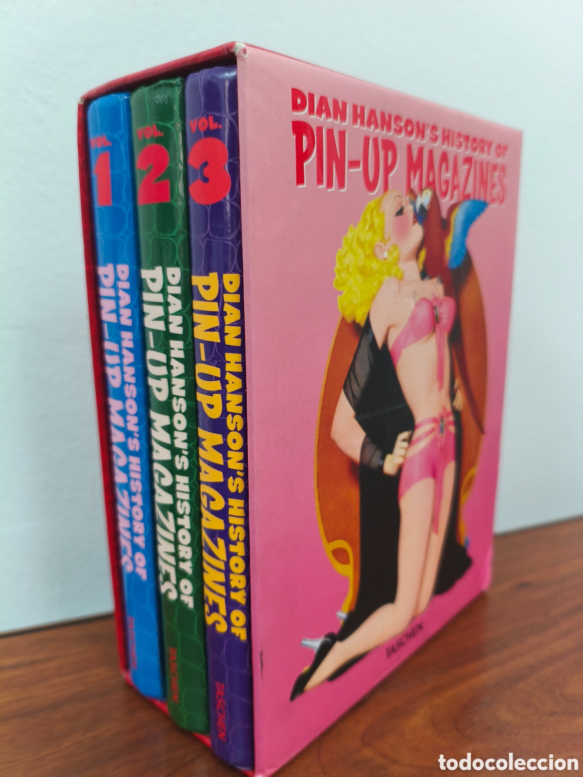 Libros de segunda mano: DIAN HANSON'S HISTORY OF PIN-UP MAGAZINES 3 TOMOS TASCHEN 2013