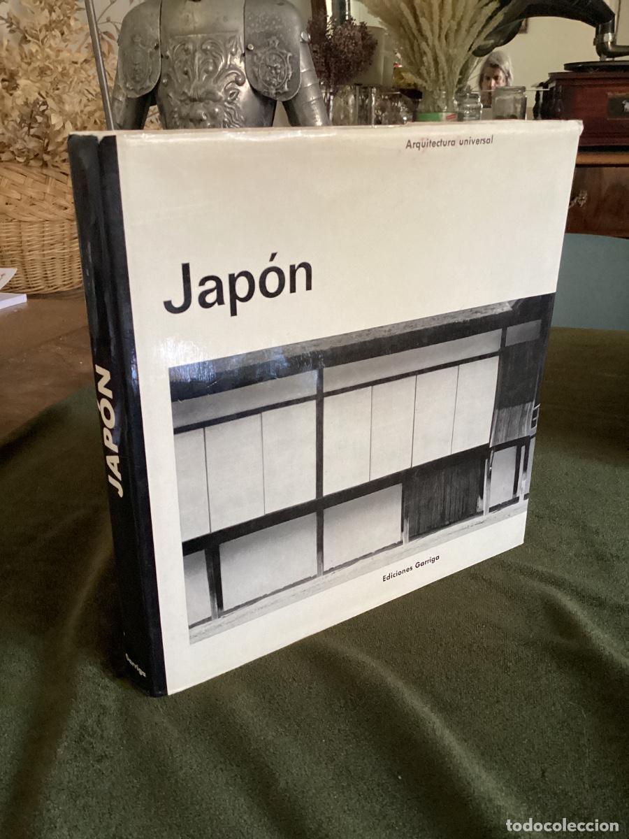 Libros de segunda mano: JAP&Oacute;N - TOYODA MASUDA - FOTOGRAFIA YUKIO FUTAGAWA - EDICIONES GARRIGA - 1971 ARQUITECTURA UNIVERSAL