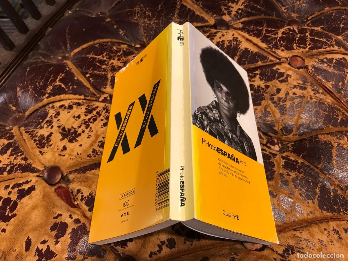 Libros de segunda mano: PHOTO ESPA&Ntilde;A 2018. GU&Iacute;A PHE. (FOTOGRAF&Iacute;A)
