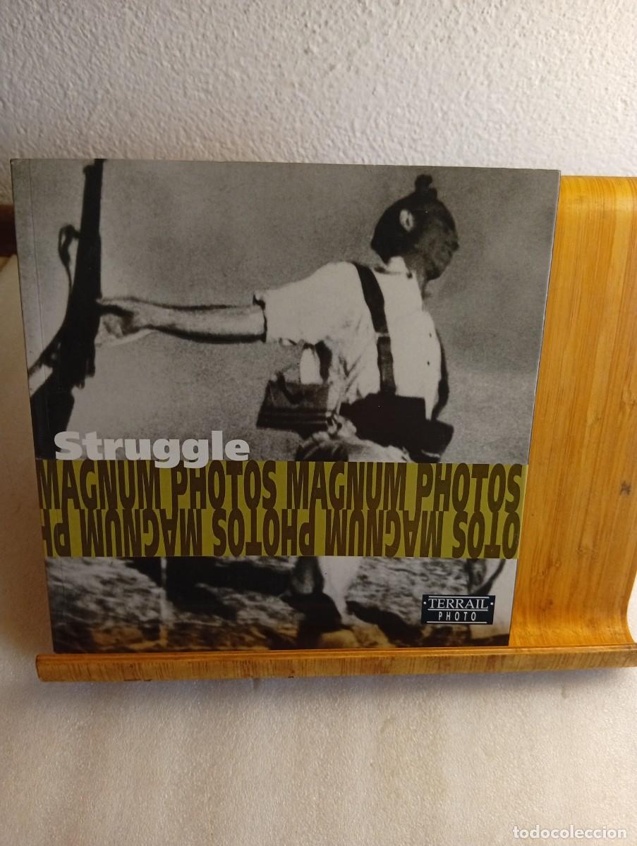 Libros de segunda mano: Struggle. Magnum Photos