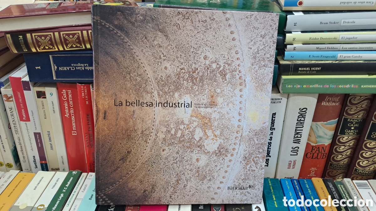 Libros de segunda mano: La bellesa industrial. Historia de la f&agrave;brica i la seva est&eacute;tica. Bancaixa