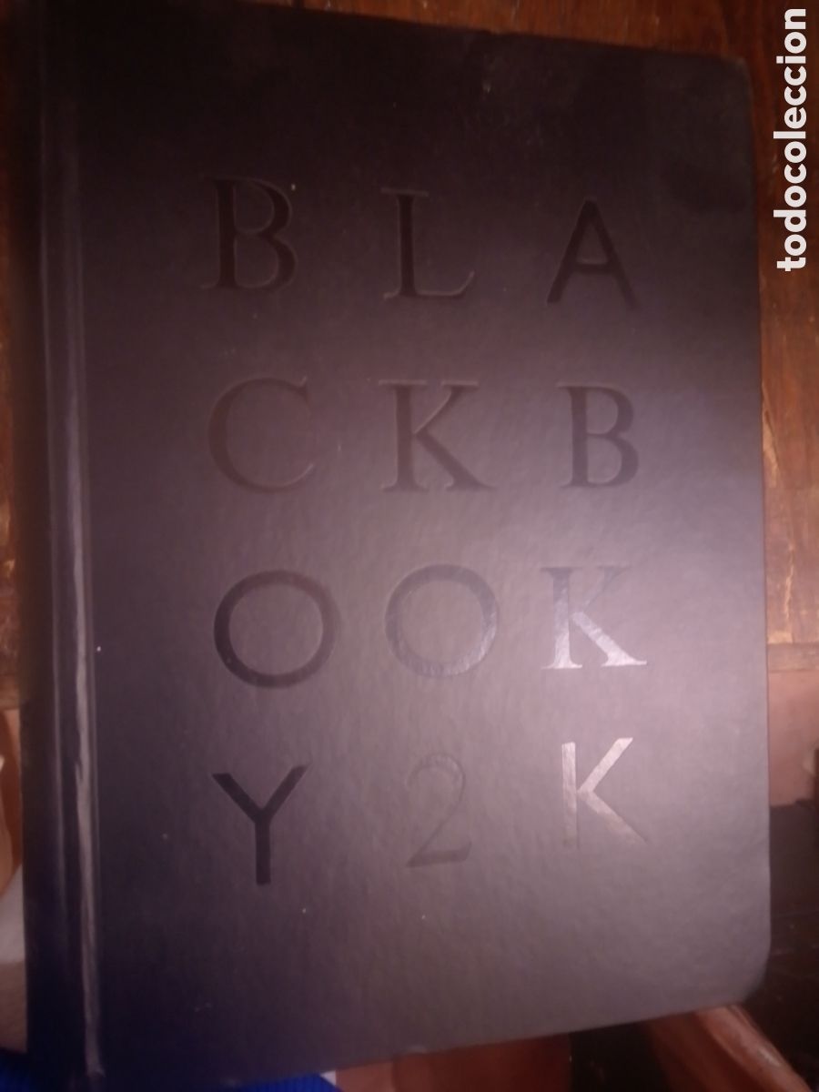Libros de segunda mano: BLACK BOOK Y2K. MARKETING CONSULTANTS. MONDADORI. ITALY. 2000.