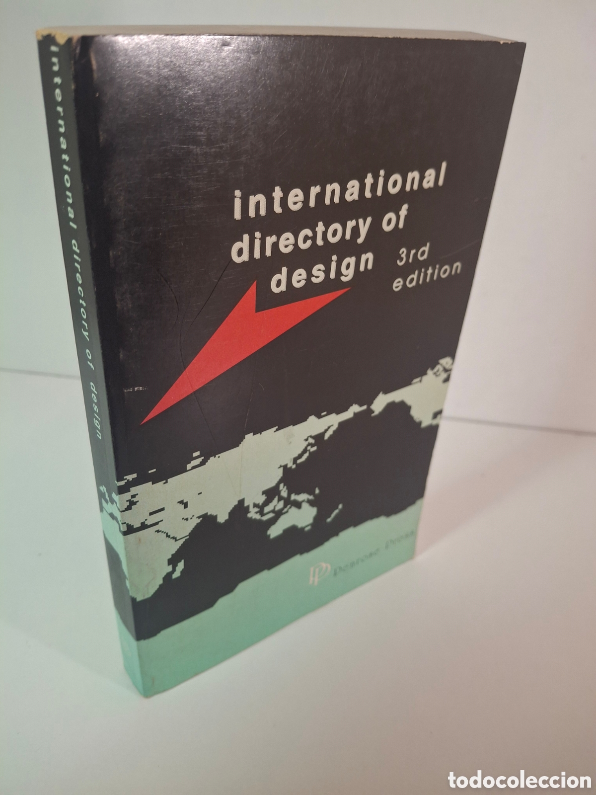 Libros de segunda mano: INTERNATIONAL DIRECTORY OF DESIGN, TERCERA EDICION, PENROSE PRESS, 2000