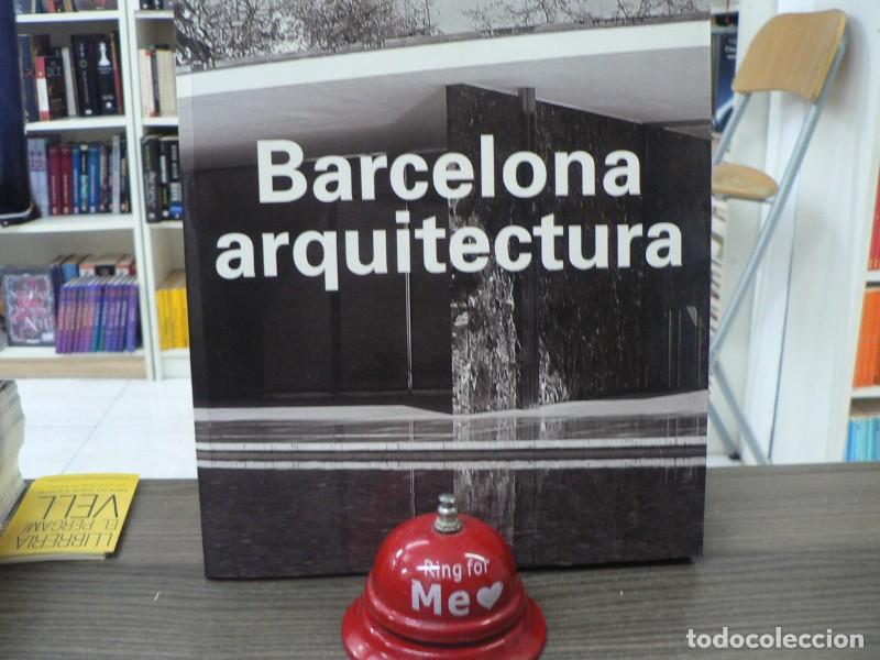 Libros de segunda mano: Arquitectura de Barcelona - Ferran Invest - Ediciones Omega