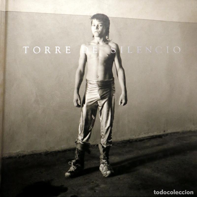 Gebrauchte B&uuml;cher: LARA, Aitor - TORRE DE SILENCIO - Sevilla 2008 - Fotograf&iacute;as