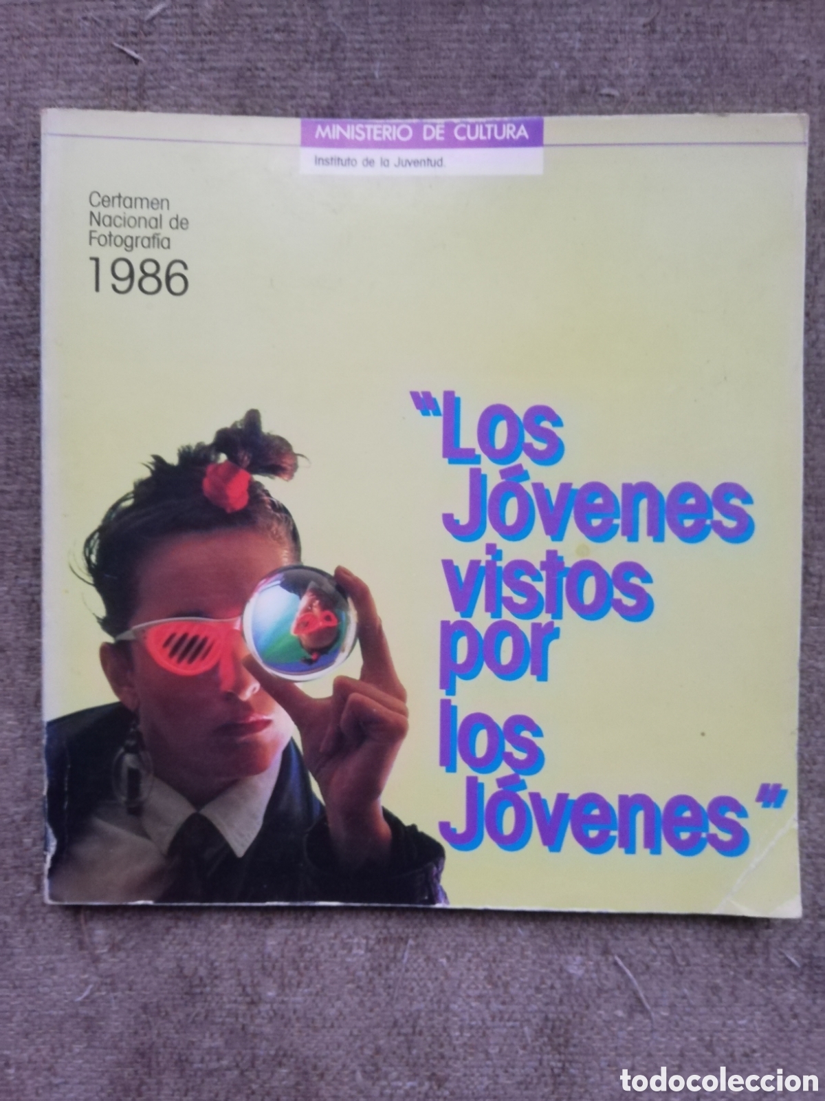Libri di seconda mano: Los j&oacute;venes vistos por los j&oacute;venes. Certamen nacional de fotograf&iacute;a 1986