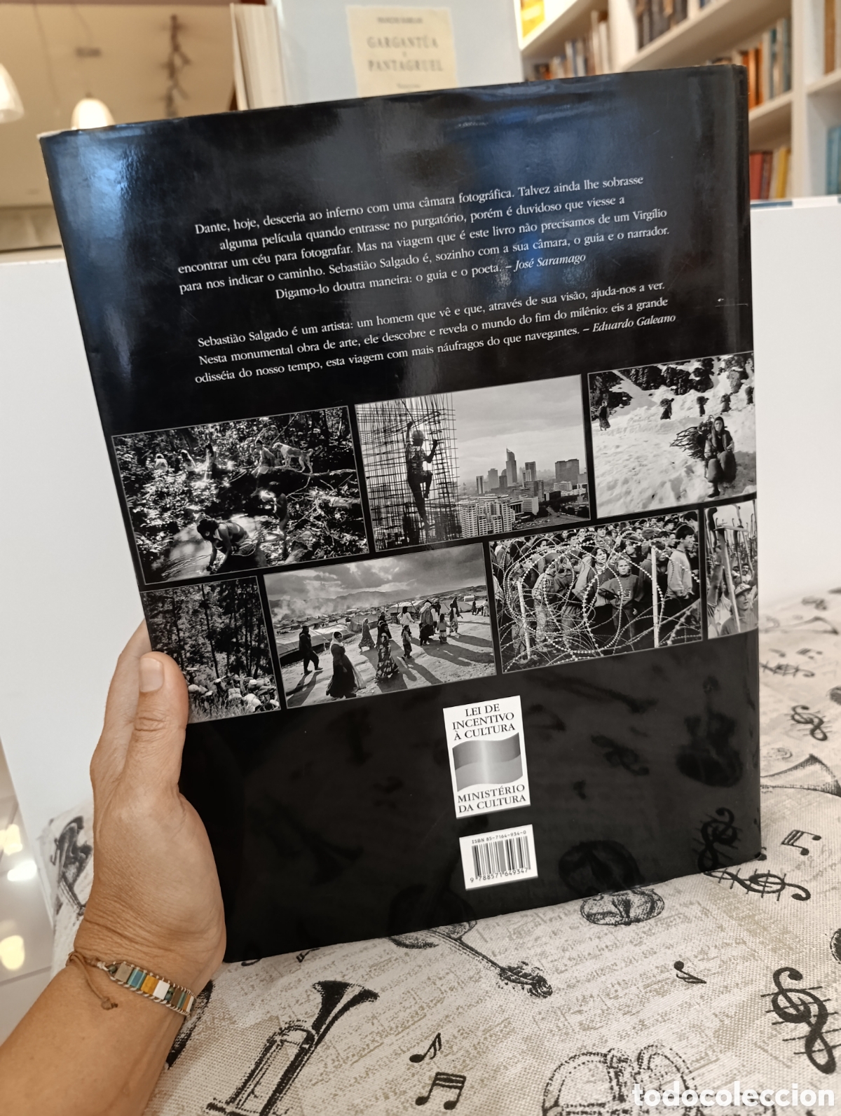 Libros de segunda mano: &Eacute;xodos: Sebastiao Salgado - Foto 6