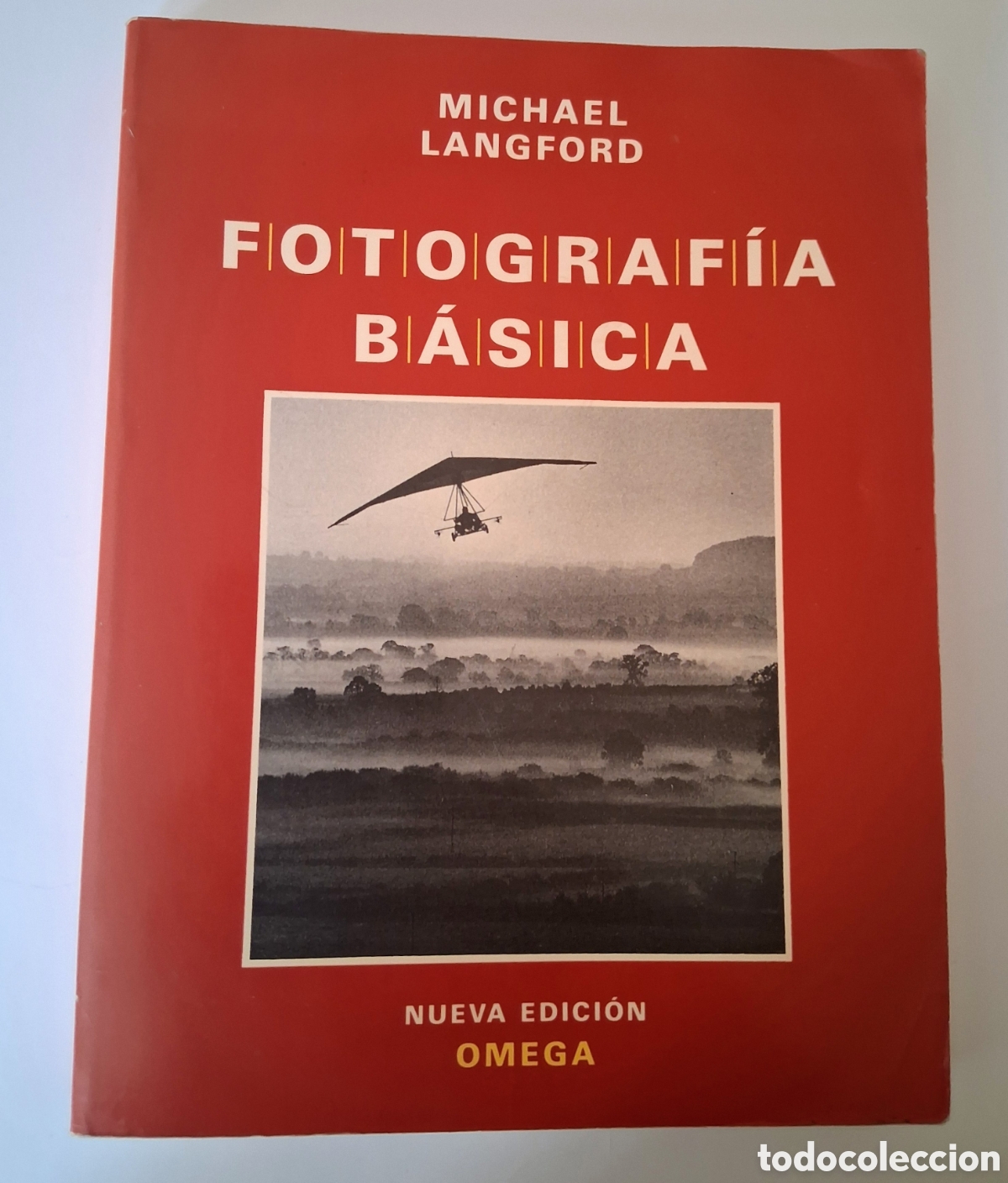 Libros de segunda mano: Libro Fotograf&iacute;a B&aacute;sica - Michael Langford - Ediciones Omega (Nueva Edici&oacute;n)