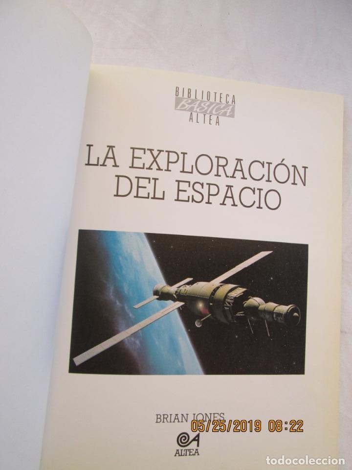 Enciclopedias de segunda mano: BIBLIOTECA B&Aacute;SICA ALTEA - LA EXPLORACI&Oacute;N DEL ESPACIO - 1990. - Foto 2