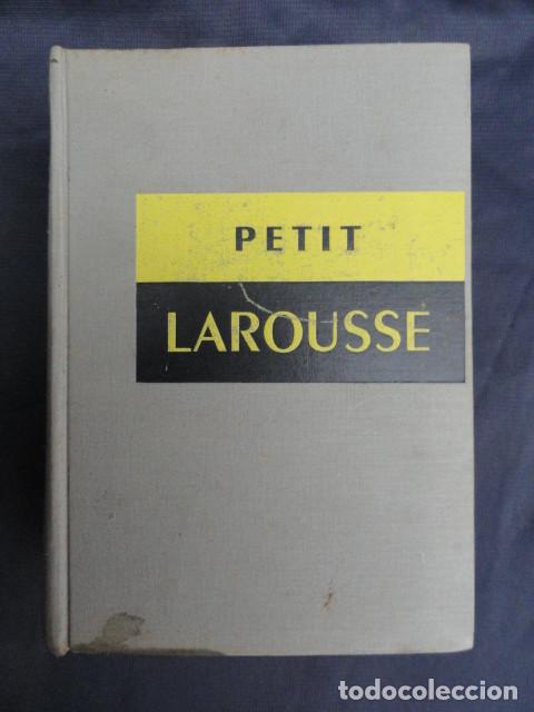 Enciclopedias de segunda mano: LIBRO PETIT LAROUSSE. A&Ntilde;O 1959. - Foto 1