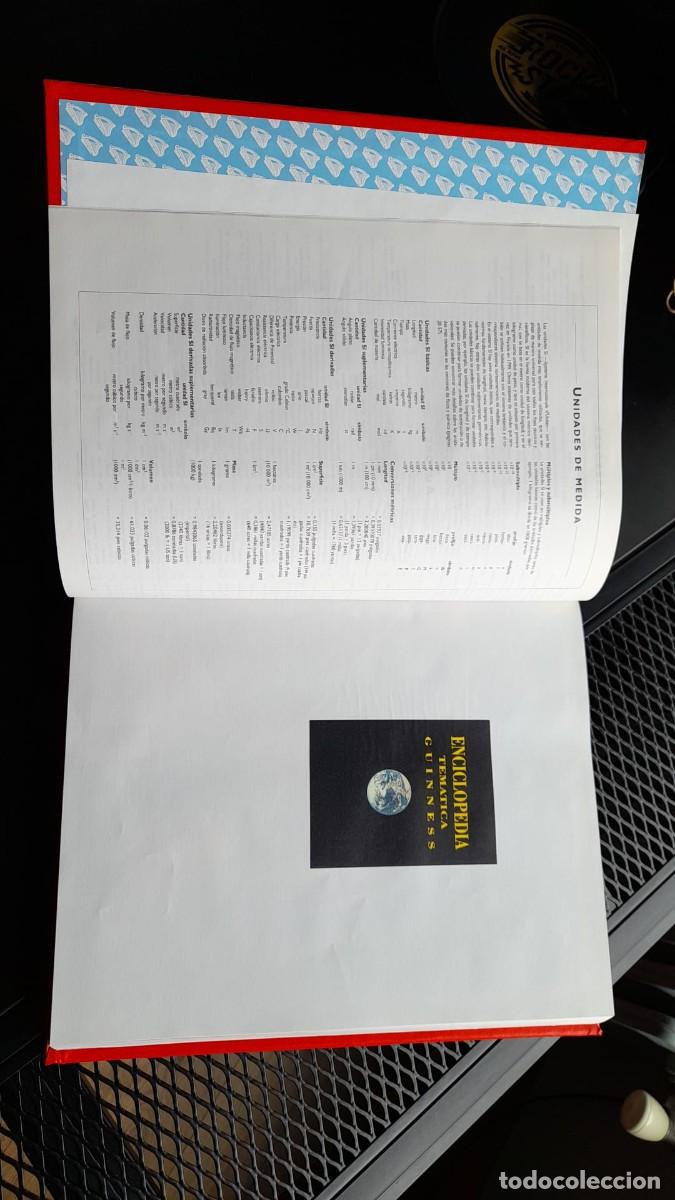 Enciclopedias de segunda mano: ENCICLOPEDIA TEMATICA GUINNESS - Foto 4