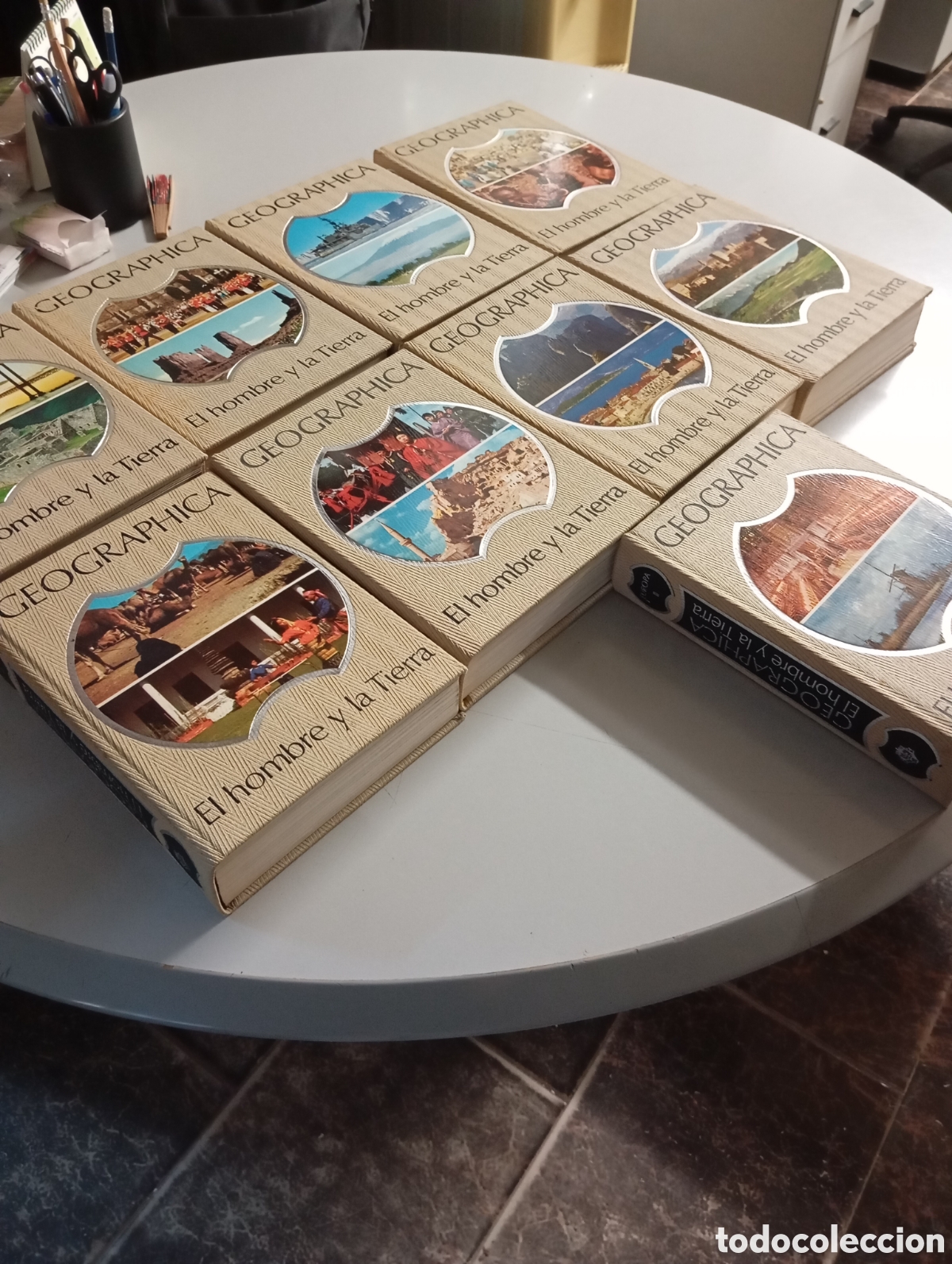 Enciclopedias de segunda mano: Geographica. El hombre y la tierra