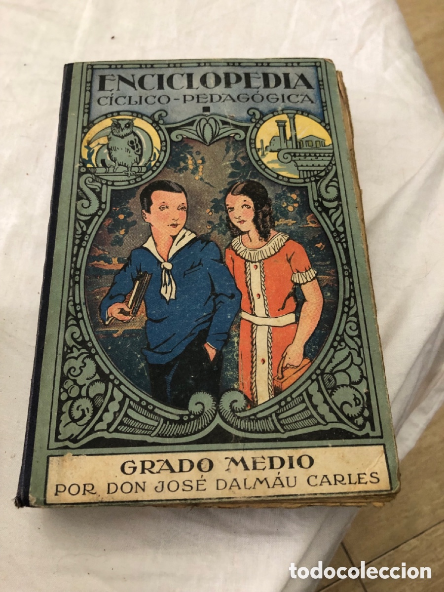 Enciclopedias de segunda mano: Lote Escolar Vintage A&ntilde;os 40-50: 2 Enciclopedias Dalm&aacute;u Carles + Cartilla de Sellos + Postal Valen