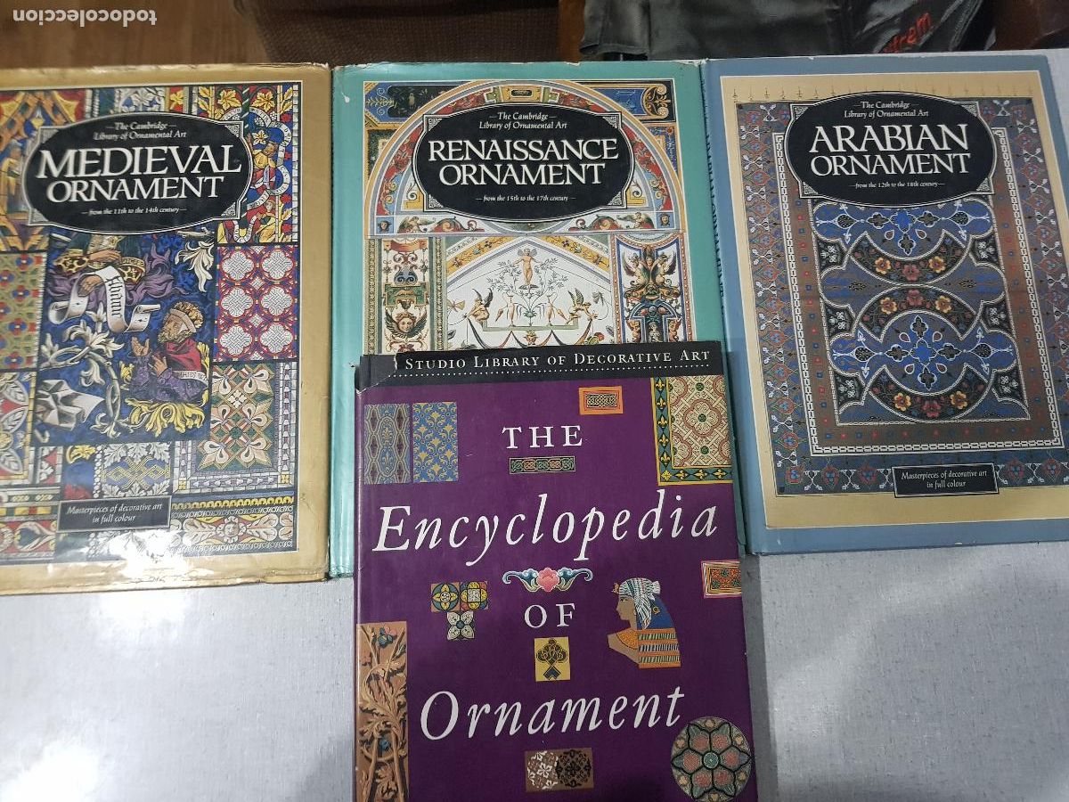 Enciclopedias de segunda mano: CUATRO LIBROS EN INGLES ORNAMENT