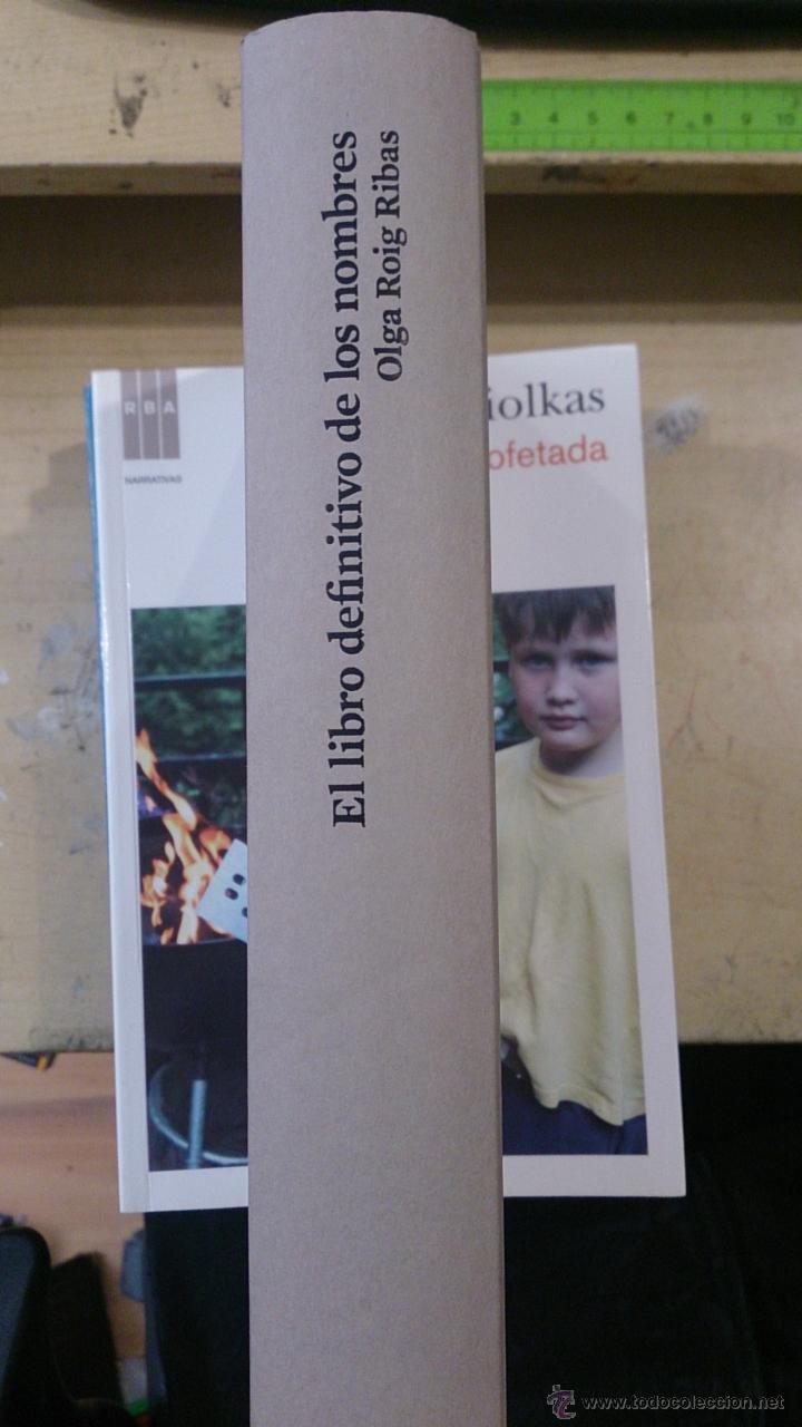 Libros de segunda mano: EL LIBRO DEFINITIVO DE LOS NOMBRES (Barcelona, 2008) - Foto 1