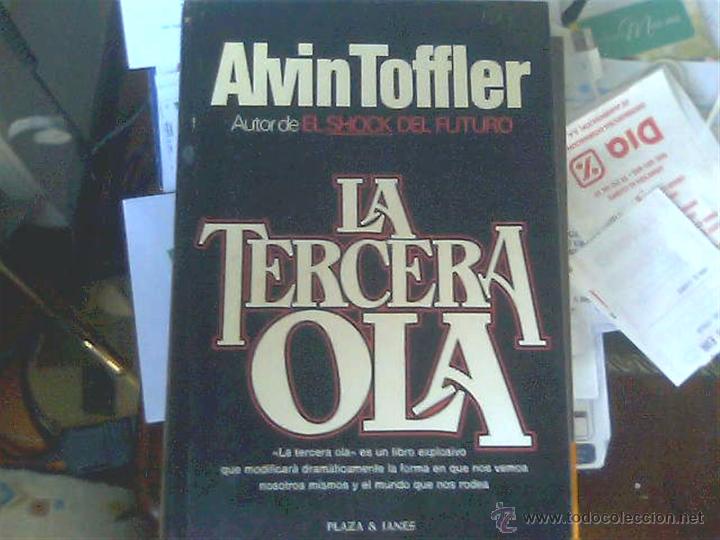 Libros de segunda mano: Alvin Toffler - La tercera ola - Foto 1