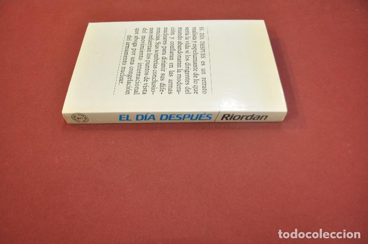 Libros de segunda mano: El d&iacute;a despu&eacute;s los efectos de la guerra nuclear - Michael Riordan - APB - Foto 2