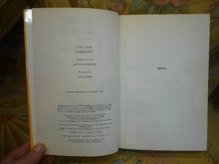 Libros de segunda mano: EL CAMBIO DEL PODER (POWERSHIFT), DE ALVIN TOFFLER. CONOCIMIENTOS, BIENESTAR Y VIOLENCIA EN EL...... - Foto 4