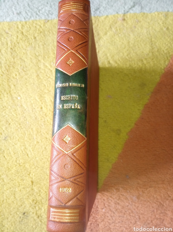 Libros de segunda mano: Escrito en Espa&ntilde;a. Dionisio Ridruejo - Foto 2