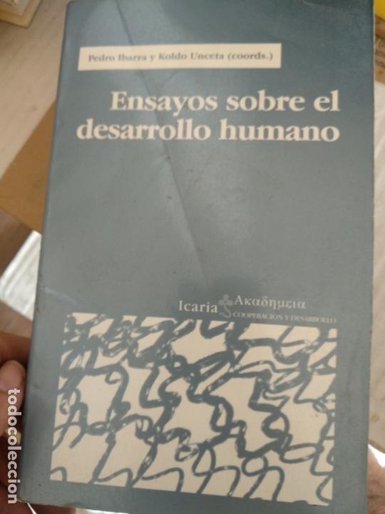 Libros de segunda mano: Ensayos sobre el desarrollo humano - Pedro Ibarra - Foto 1