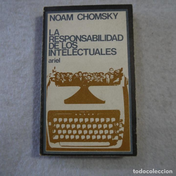 Libros de segunda mano: LA RESPONSABILIDAD DE LOS INTELECTUALES - NOAM CHOMSKY - EDICIONES ARIEL - 1969 - Foto 1