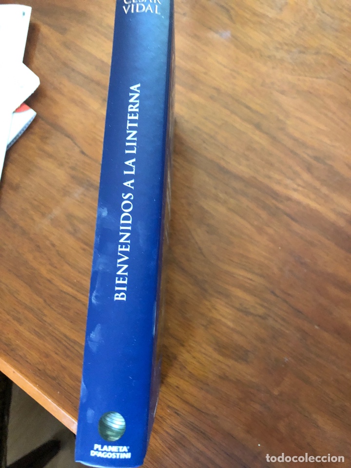 Libros de segunda mano: Libro Cesar Vidal. Bienvenidos a la linterna. Planeta DeAgostini. Nuevo. - Foto 2