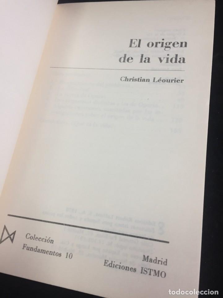 Libros de segunda mano: EL ORIGEN DE LA VIDA. CHRISTIAN LEOURIER. Ediciones Istmo 1970 - Foto 3