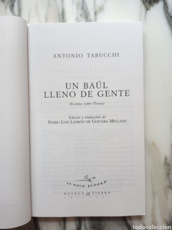 Libros de segunda mano: UN BA&Uacute;L LLENO DE GENTE - ANTONIO TABUCCHI - 1997 - Foto 2