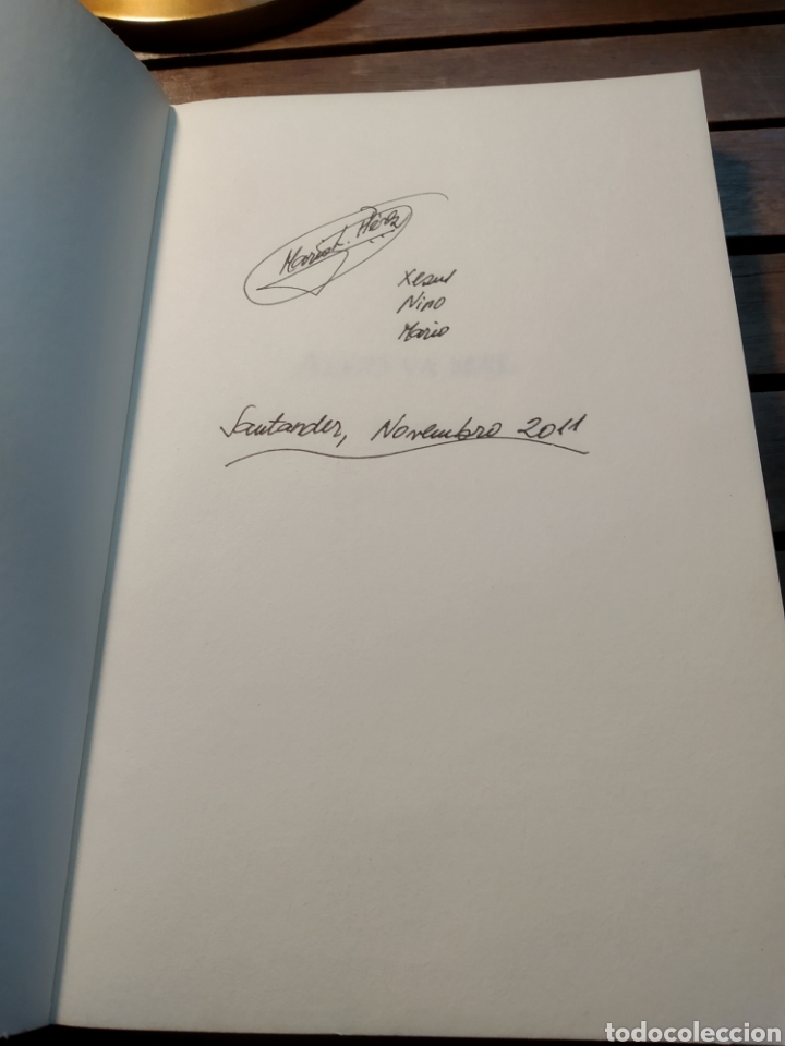 Libros de segunda mano: Algo va mal - Tony Judt Taurus 2011. - Foto 2
