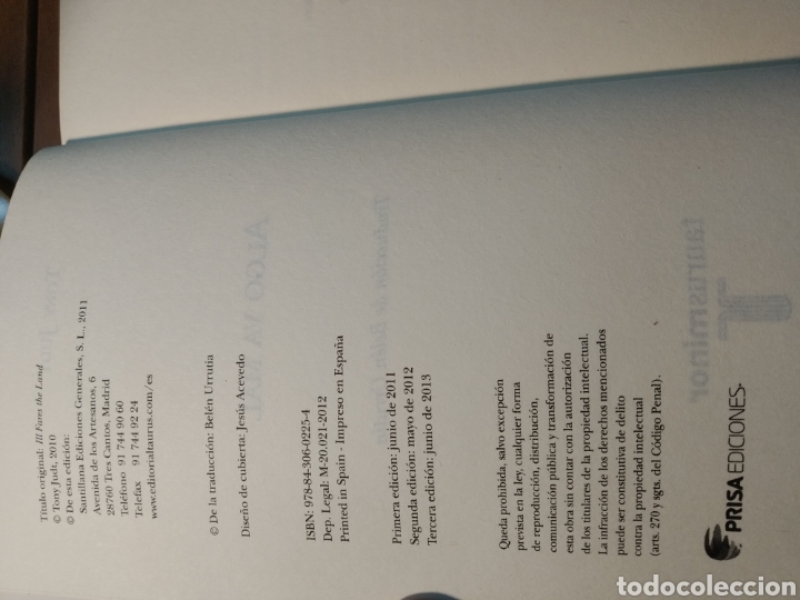 Libros de segunda mano: Algo va mal - Tony Judt Taurus 2011. - Foto 5