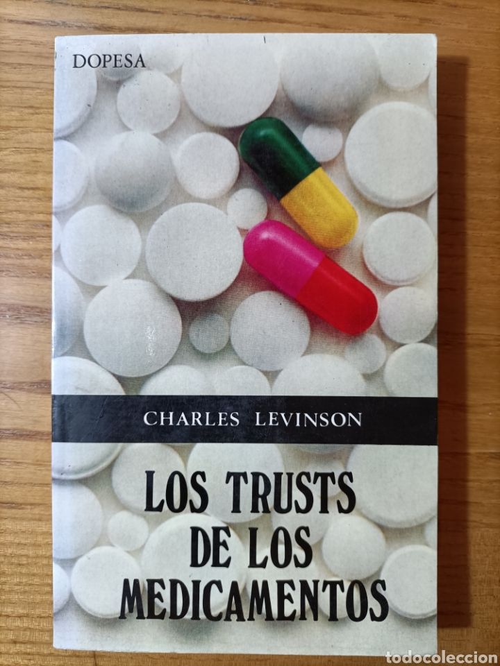 Libros de segunda mano: Los trust de los medicamentos. Charles Levinson - Foto 1