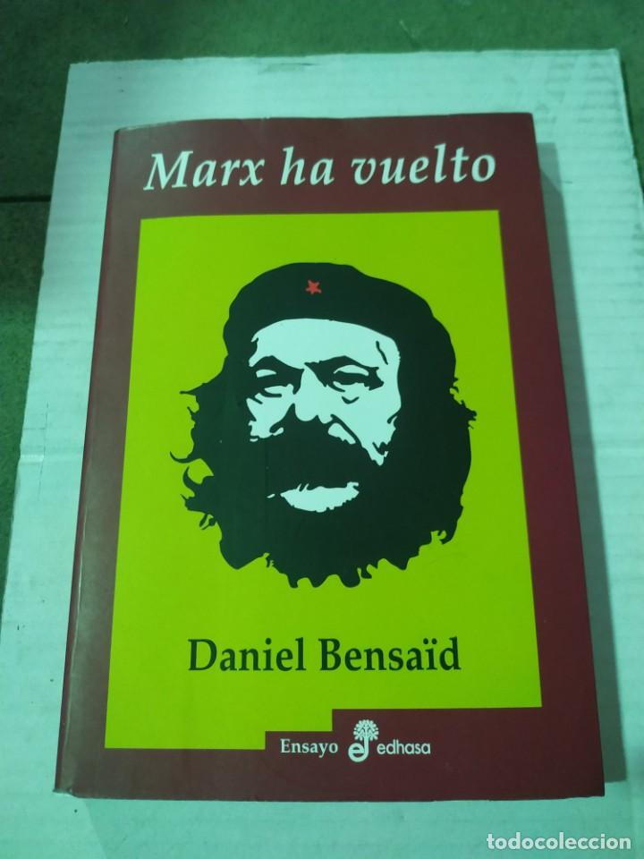 Libros de segunda mano: Marx ha vuelto - Daniel Bensa&iuml;d. Edhasa - Foto 1