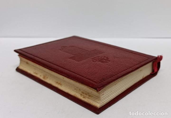 Libros de segunda mano: TRES HORAS EN EL MUSEO DEL PRADO. CRISOL N&ordm;06 - Foto 2